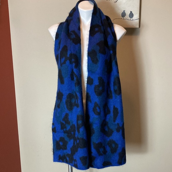 🐬 Rag & Bone Leopard Print Scarf - Picture 4 of 10